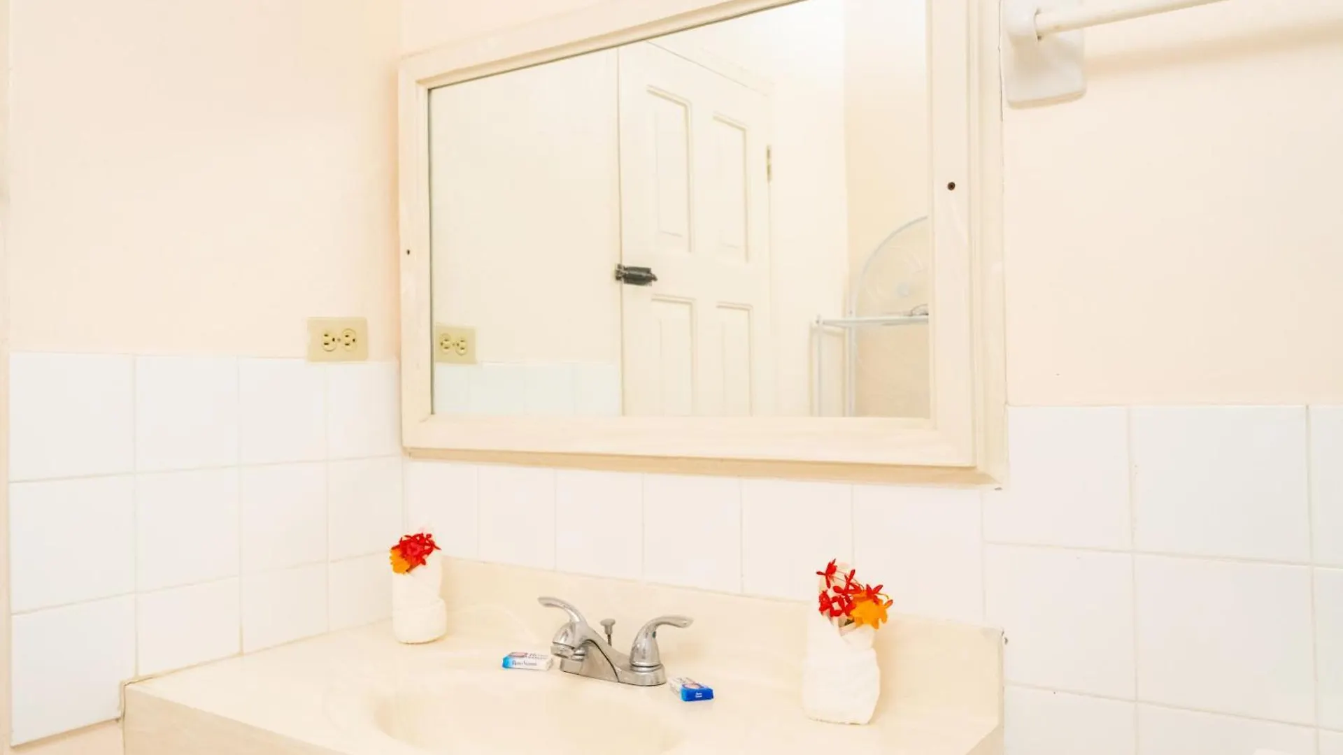 Shields Negril Villas 3*,  Jamajka