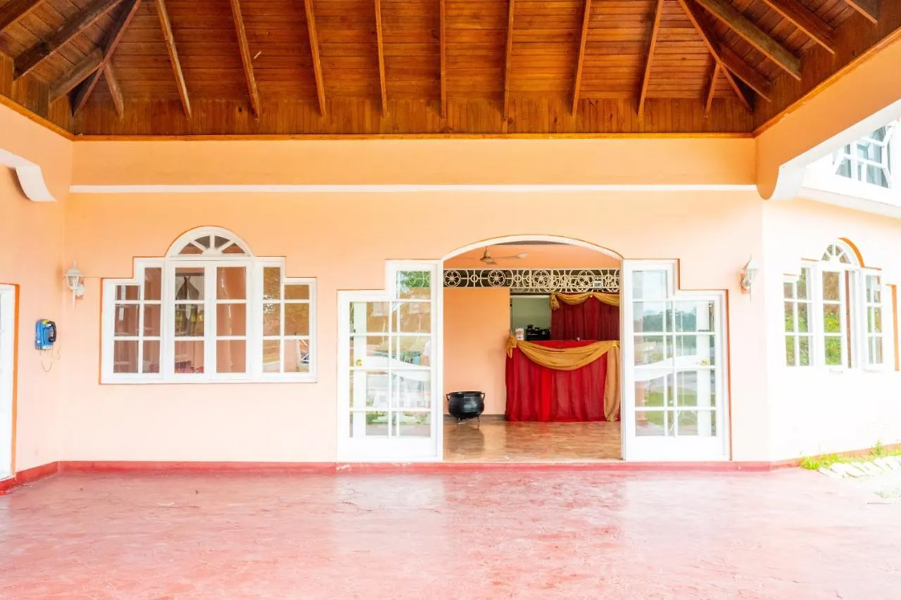 *** Hotel Shields Negril Villas Jamaika