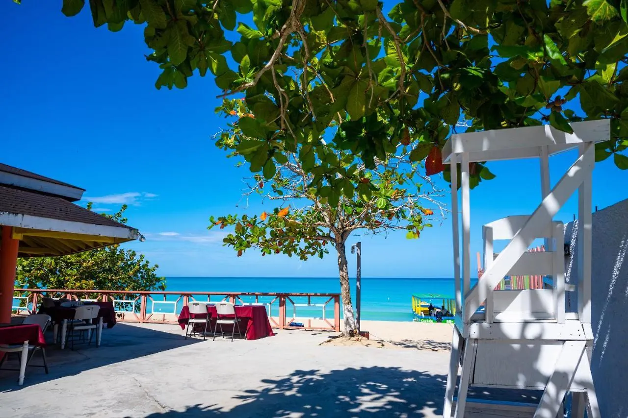 *** Hotel Shields Negril Villas Jamaika