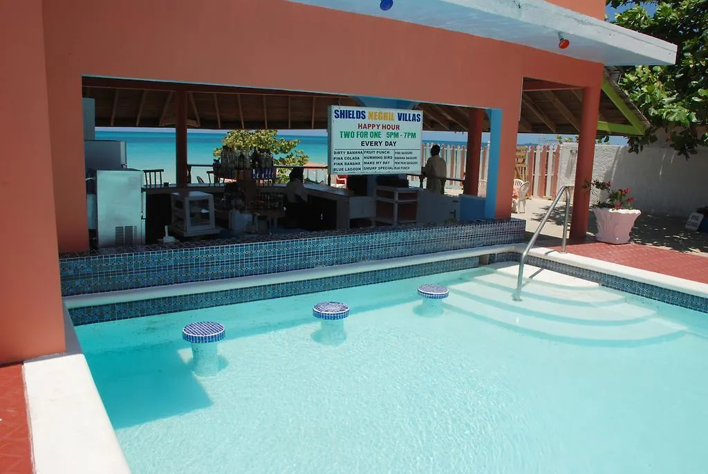 Shields Negril Villas 3*,